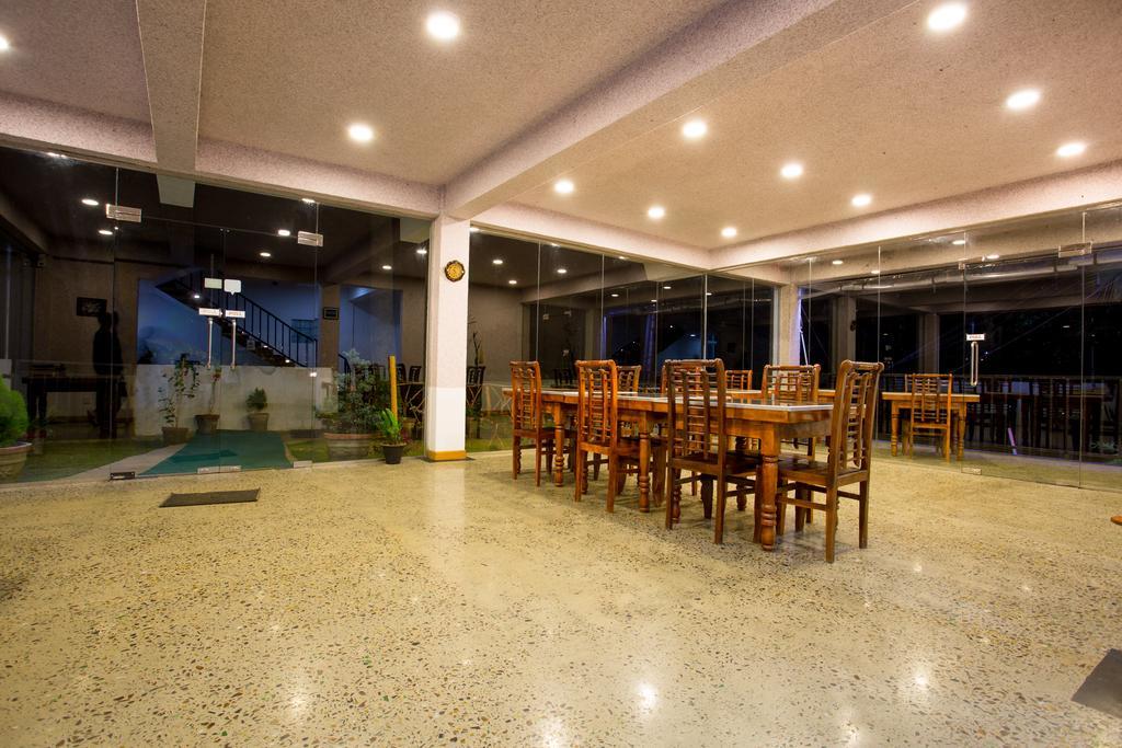 The Tenth Hotel เอลลา ภายนอก รูปภาพ