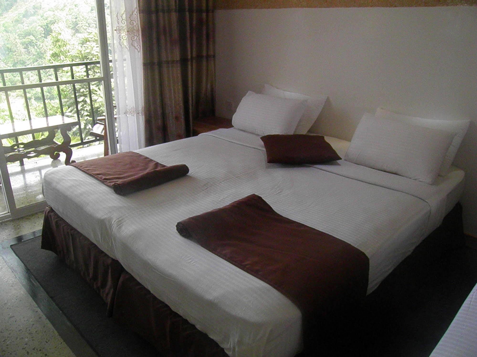The Tenth Hotel เอลลา ภายนอก รูปภาพ