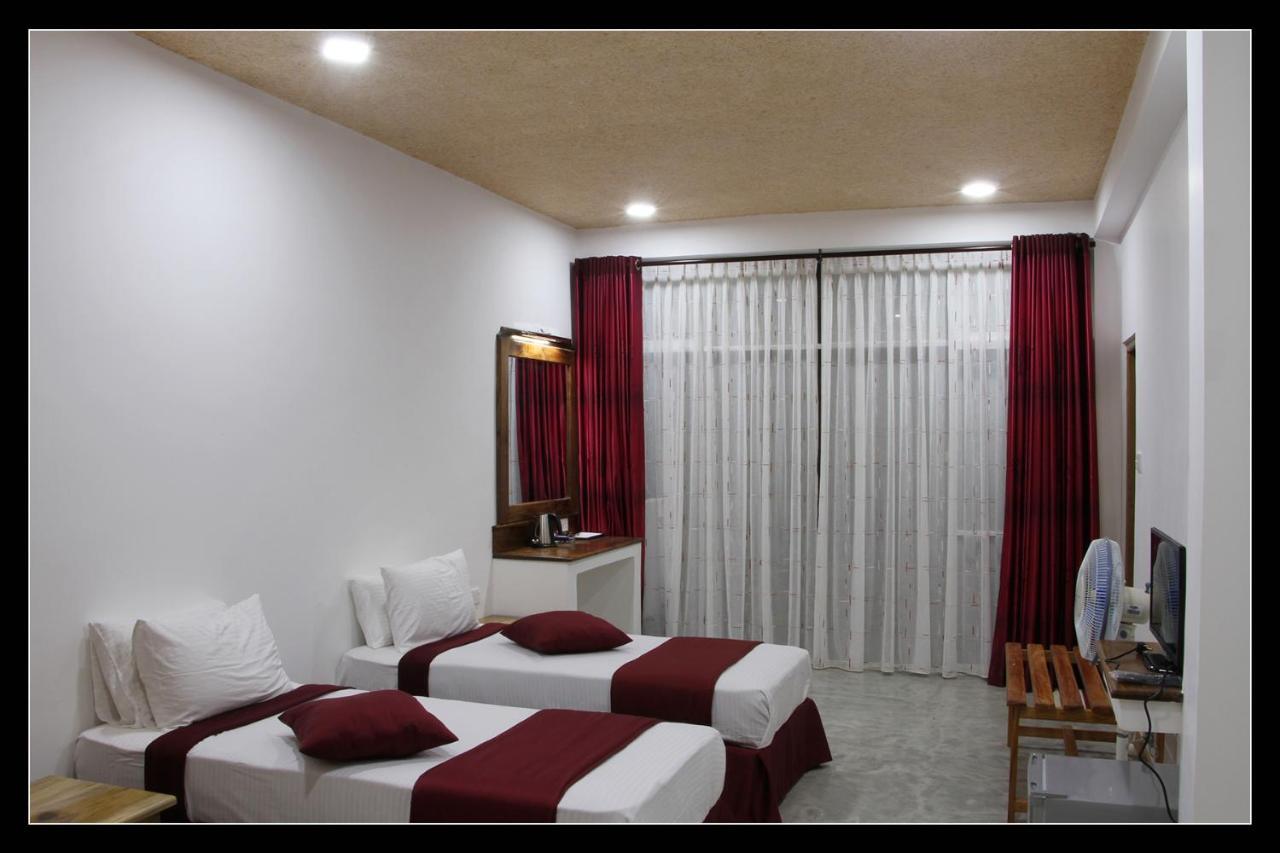The Tenth Hotel เอลลา ภายนอก รูปภาพ